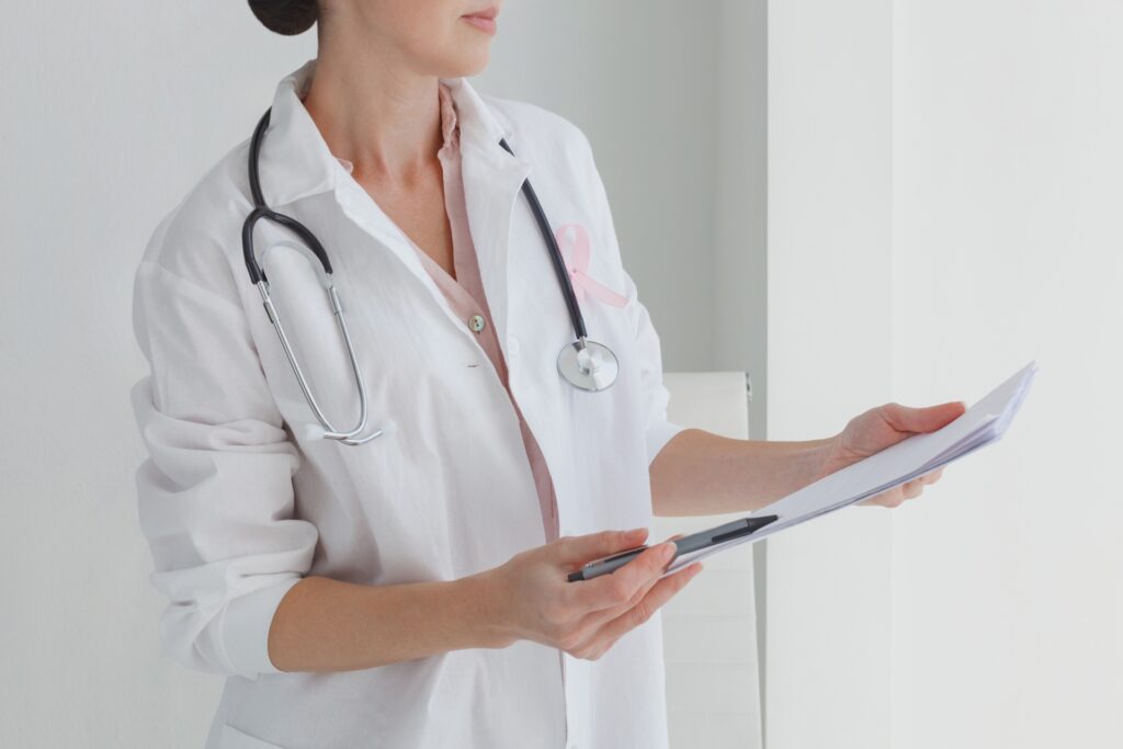 服用免疫抑制剂期间可以吃增强免疫力的食物吗？